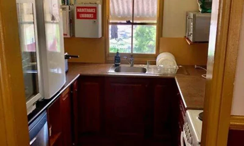 Dorrington-House-kitchen