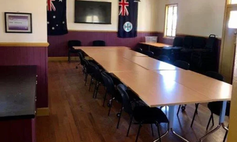 Dorrington-House-meeting-room2
