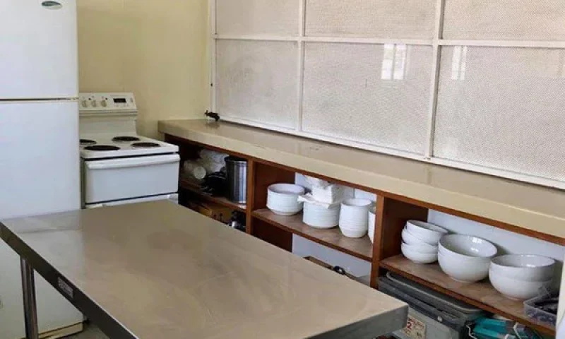 Jimboomba-Hall-kitchen2